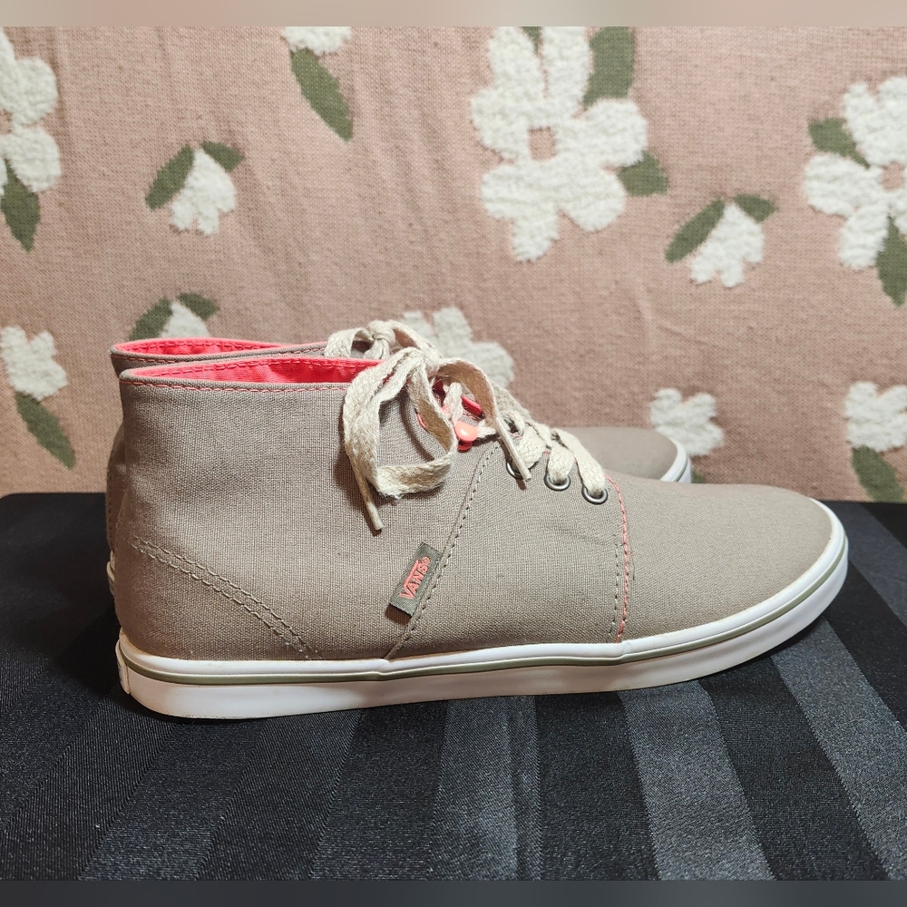 Vans Camryn Canvas Chukka Lace-Up Sneaker Women's Size 8 Ankle High Flats
